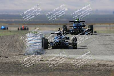 media/Oct-26-2025-CalClub SCCA (Sun) [[8ce1e69566]]/Group 3/Grapevine/